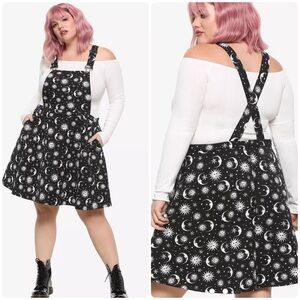 Hot Topic Plus Size Sun & Moon Skirtall Overall Dress Sz 3 Celestial Astrology